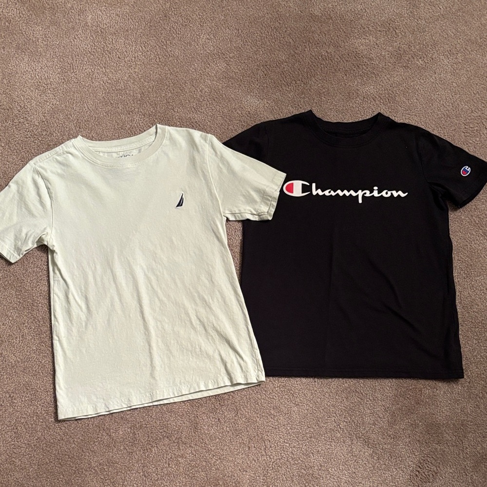 2 tshirts